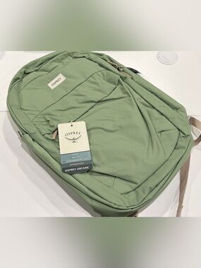 Osprey Extra Large Arcane 28 L Daypack Green Teal NWT Backpack Pack Bag Travel